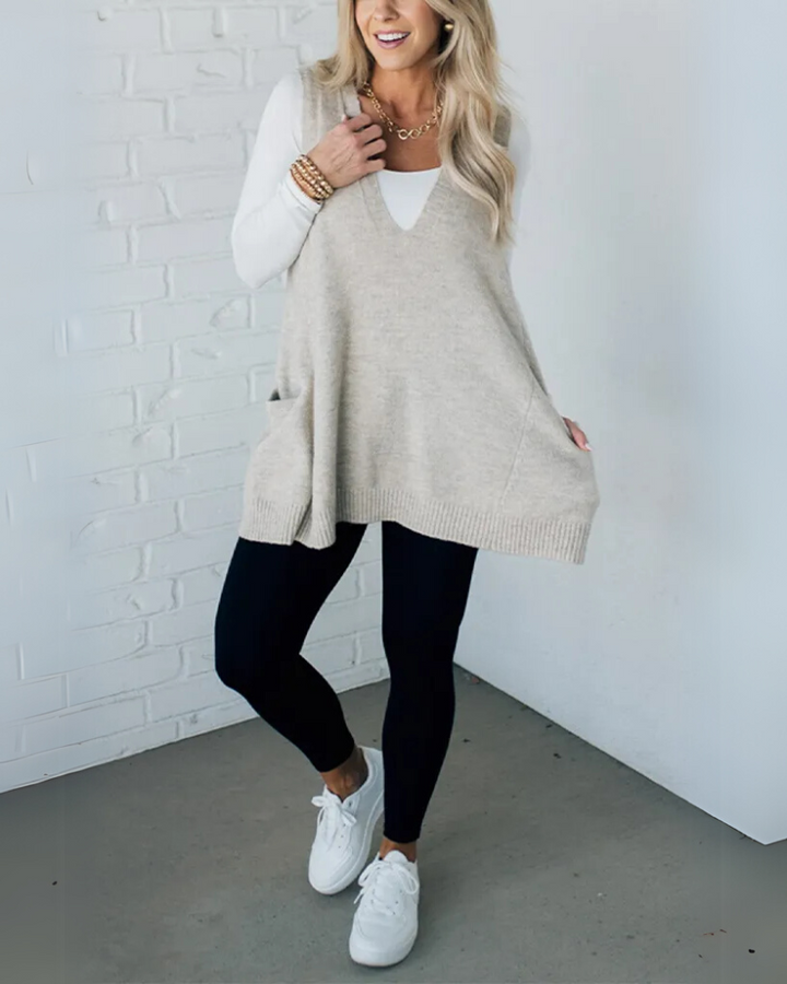 DERYA - ÄRMELLOSE STRICKWESTE MIT TASCHEN