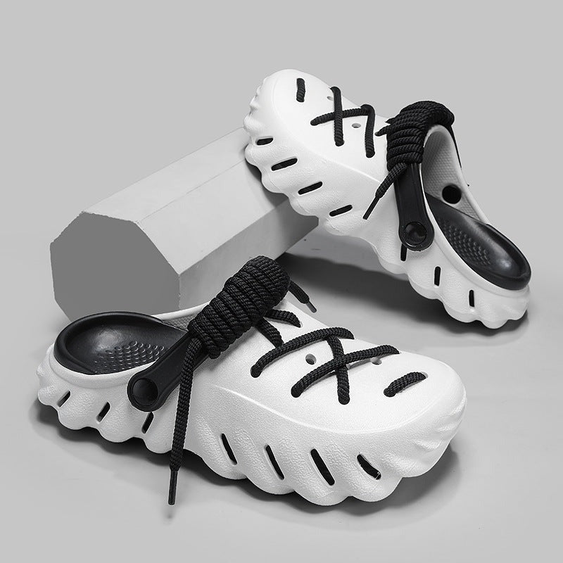 GUSTAV - CLOGS MIT DEKORATIVEN SCHNÜRSENKELN