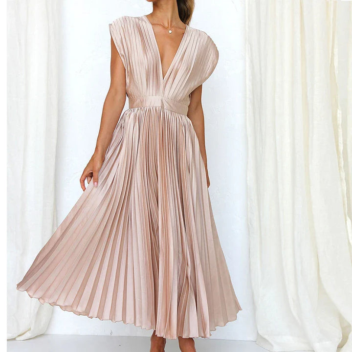 AROA - LANGES PLISSIERTES KLEID MIT GÜRTEL