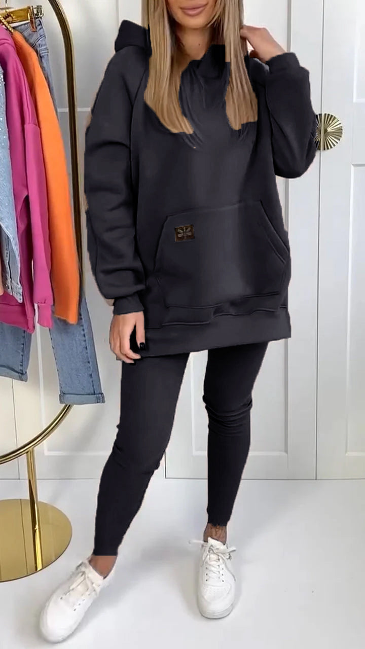 SAMIRA - SET AUS KAPUZENPULLOVER UND LEGGINGS