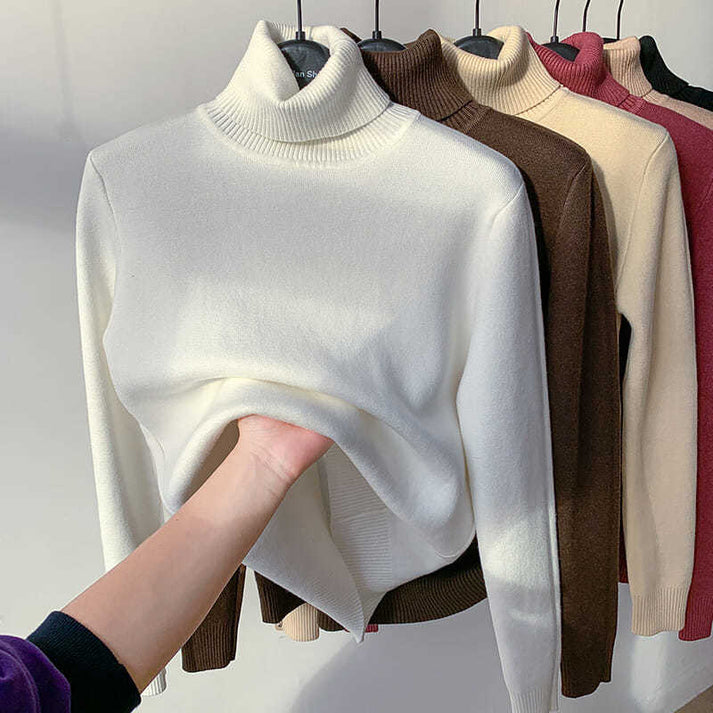 ISOLDE - ENGANLIEGENDER ROLLKRAGENPULLOVER