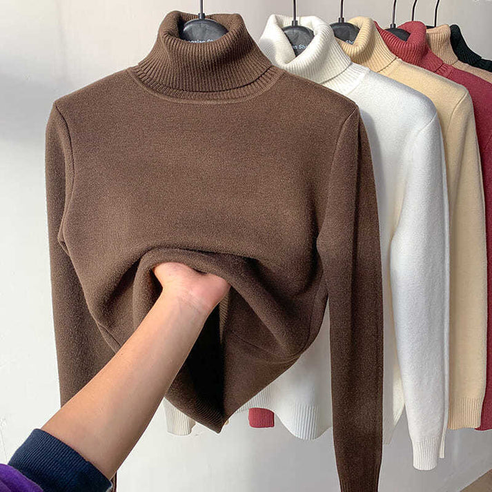 ISOLDE - ENGANLIEGENDER ROLLKRAGENPULLOVER