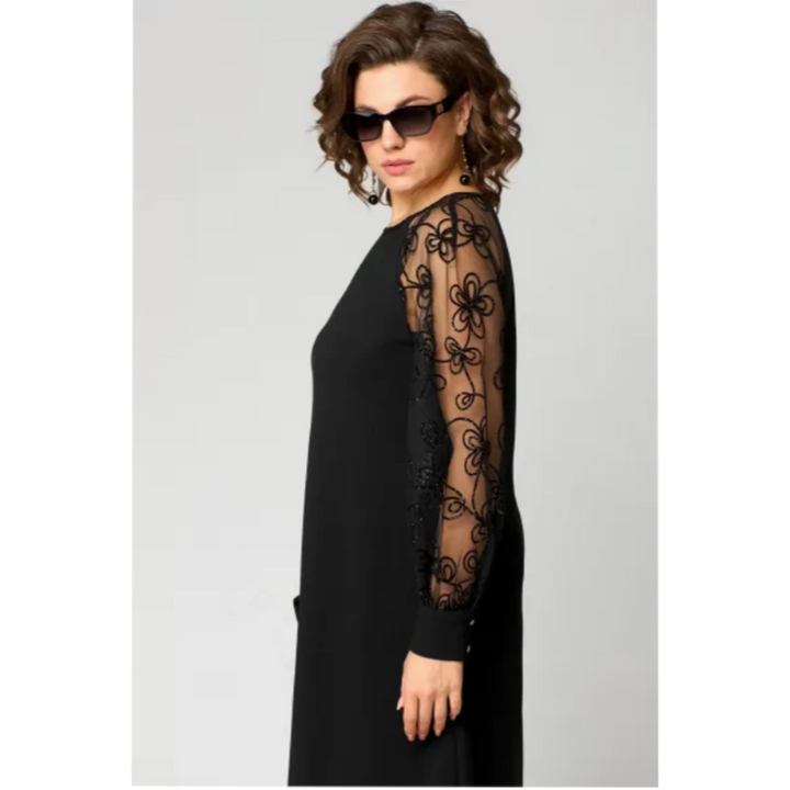 MALEA - KLEID MIT BESTICKTEN ÄRMELN