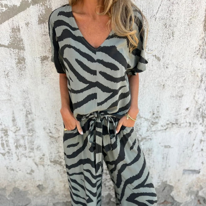 RODERICA - LOCKERES SET AUS BLUSE UND HOSE